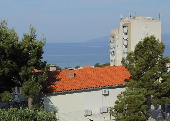 With Parking Space - 6691 Daire