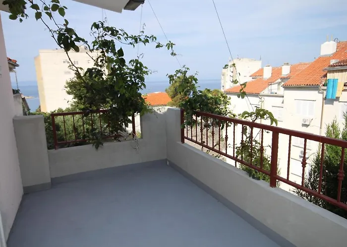 With Parking Space - 6691 Apartman *