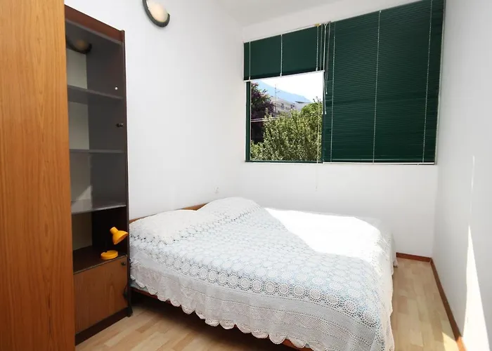 With Parking Space - 6691 Apartman