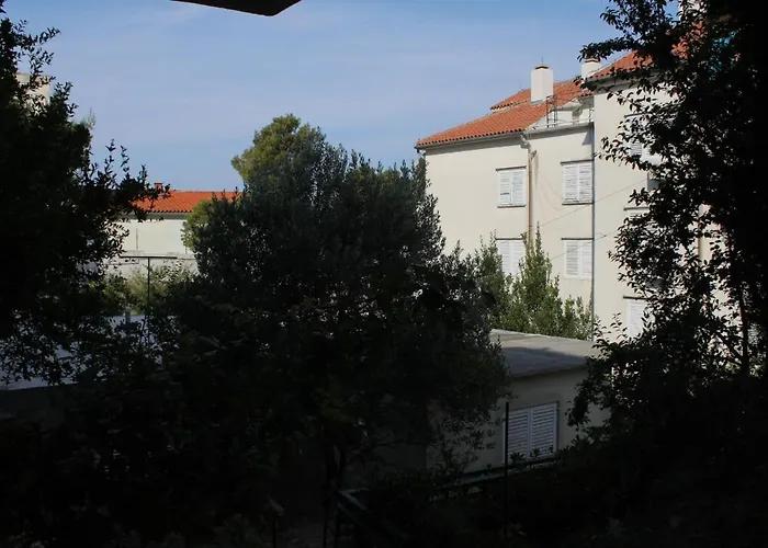 Apartman With Parking Space - 6691 *