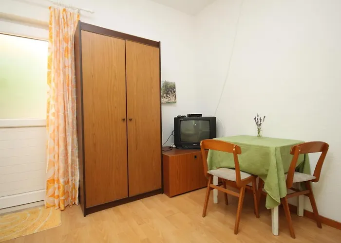 With Parking Space - 6691 Apartman